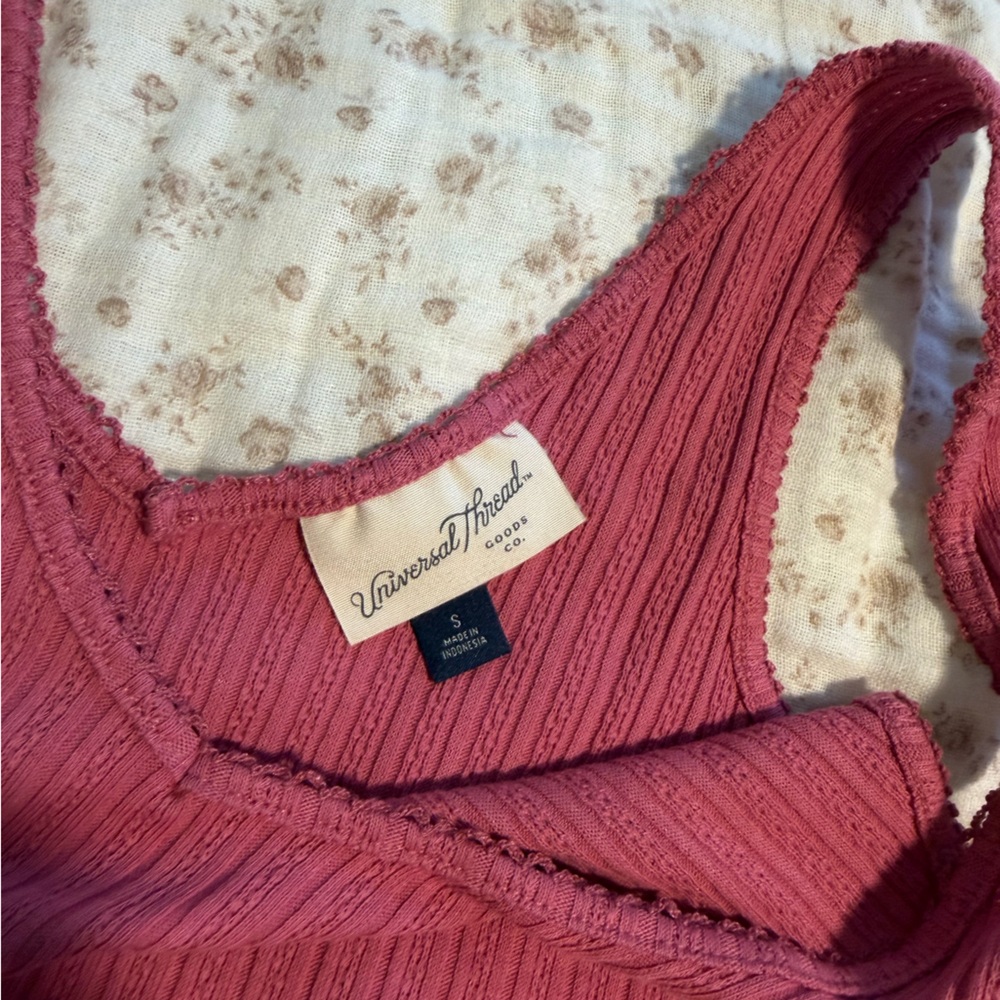 Universal Thread Ribbed Tank Top - Raspberry - Picture 2 of 6